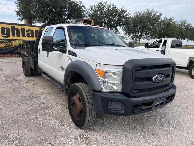 Image of Ford F-550 equipment image 3