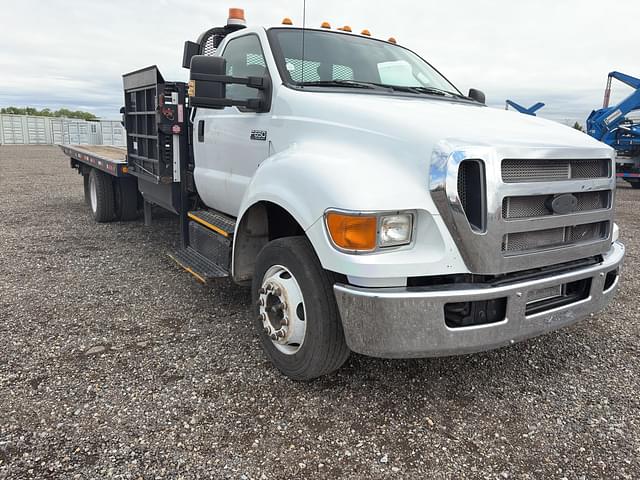Image of Ford F-650 equipment image 1