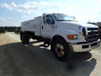 Main image Ford F-750