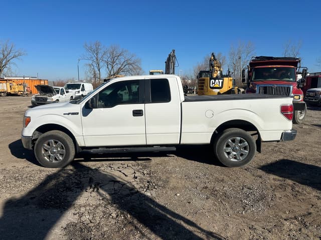 Image of Ford F-150 equipment image 1