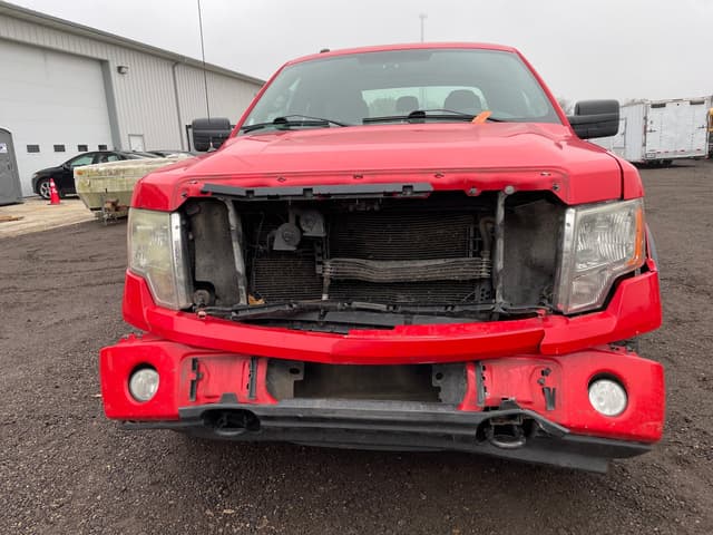 Image of Ford F-150 equipment image 1