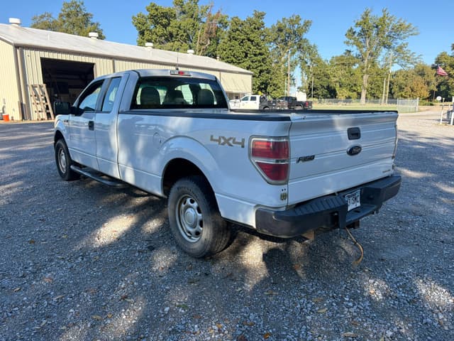 Image of Ford F-150 equipment image 3