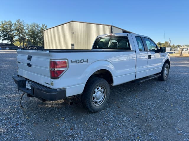 Image of Ford F-150 equipment image 2