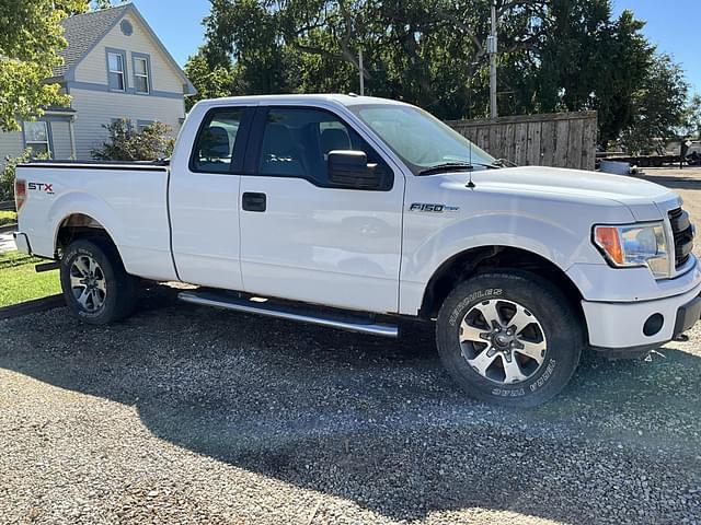 Image of Ford F-150 equipment image 4