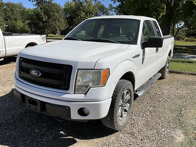 Image of Ford F-150 equipment image 1