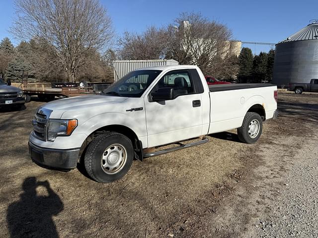 Image of Ford F-150 equipment image 2