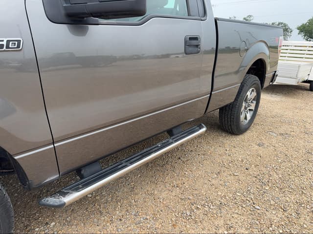 Image of Ford F-150 equipment image 4