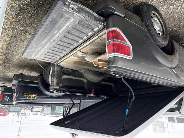 Image of Ford F-150 equipment image 1