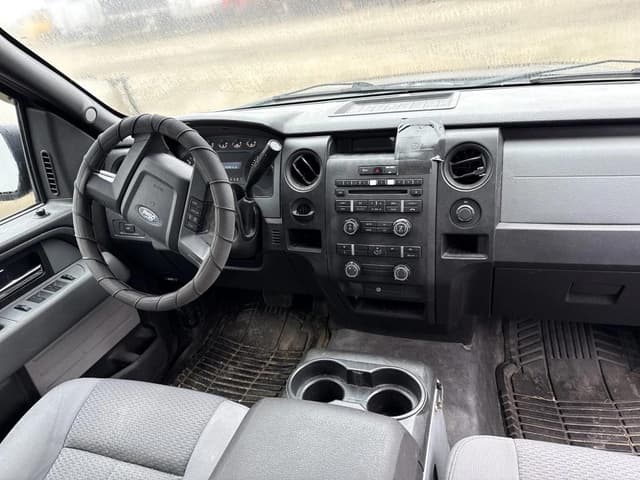 Image of Ford F-150 equipment image 4