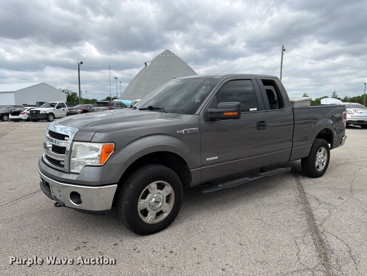 2013 Ford F-150 Equipment Image0