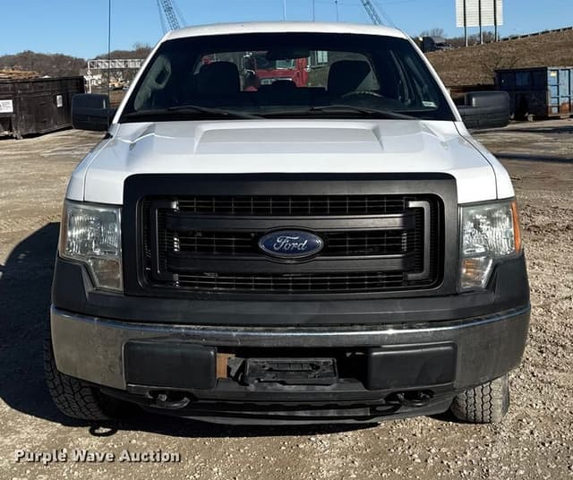 Image of Ford F-150 equipment image 1