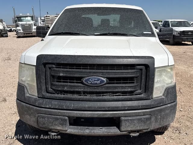 Image of Ford F-150 equipment image 1