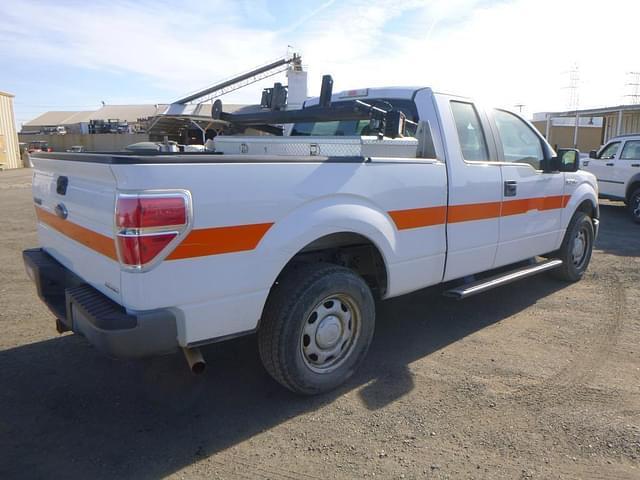 Image of Ford F-150 equipment image 2