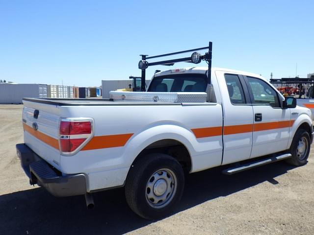 Image of Ford F-150 equipment image 2