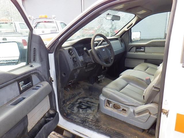 Image of Ford F-150 equipment image 4
