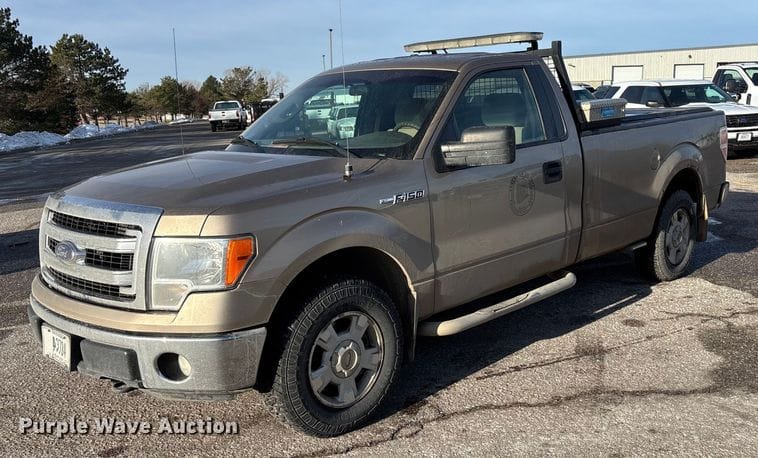 2013 Ford F-150 Equipment Image0