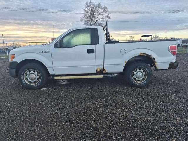 Image of Ford F-150 equipment image 1