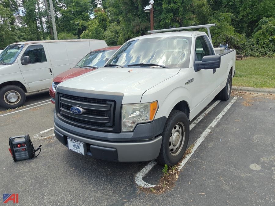 2013 Ford F-150 Equipment Image0