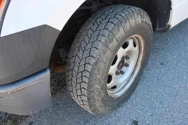 Image of Ford F-150 equipment image 4