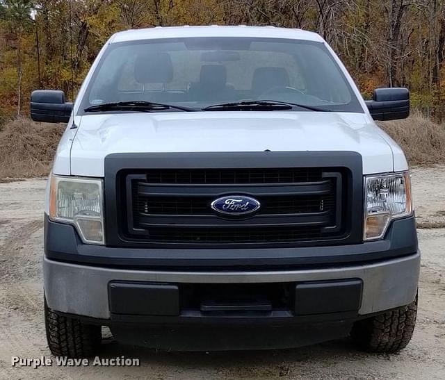 Image of Ford F-150 equipment image 1