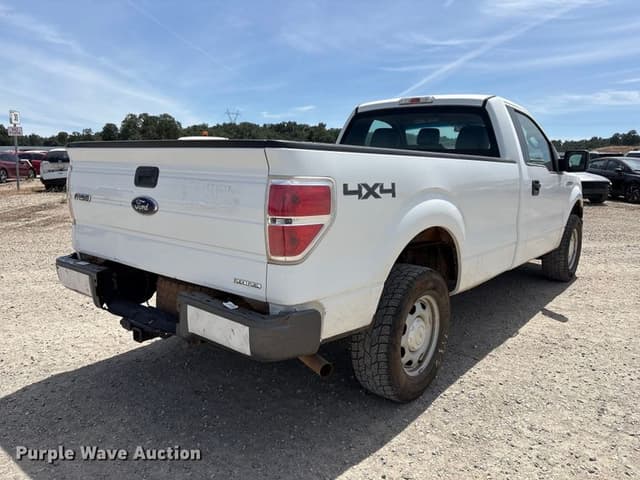 Image of Ford F-150 equipment image 4
