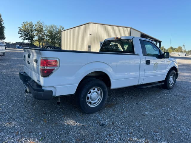 Image of Ford F-150 equipment image 2