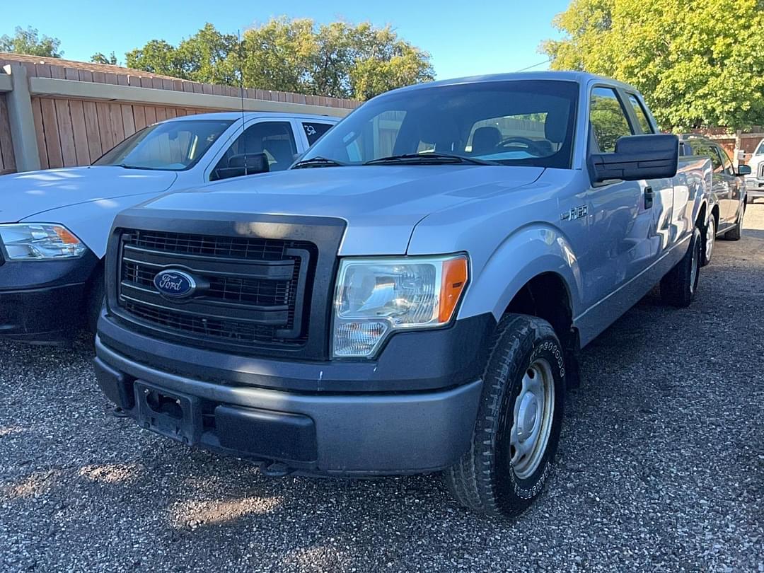 Image of Ford F-150 Primary image