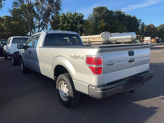 Image of Ford F-150 equipment image 1