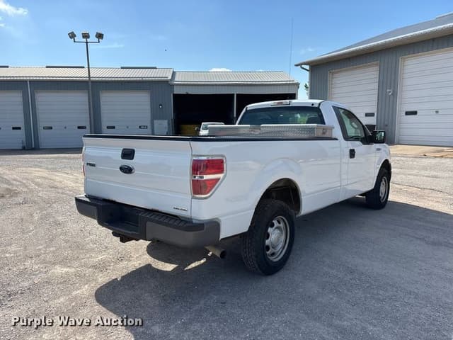 Image of Ford F-150 equipment image 4