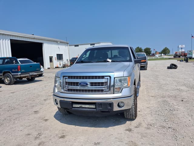 Image of Ford F-150 equipment image 4