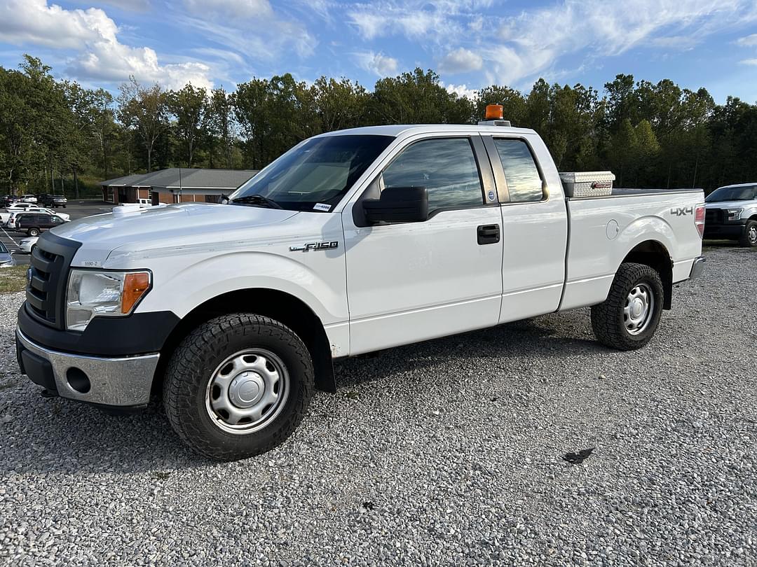 Image of Ford F-150 Primary image