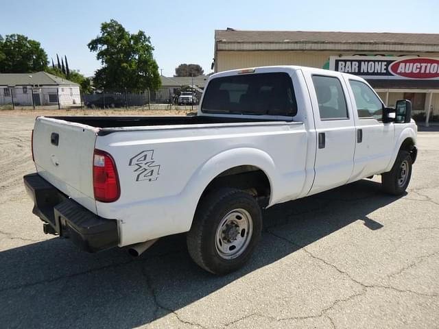 Image of Ford F-250 equipment image 2