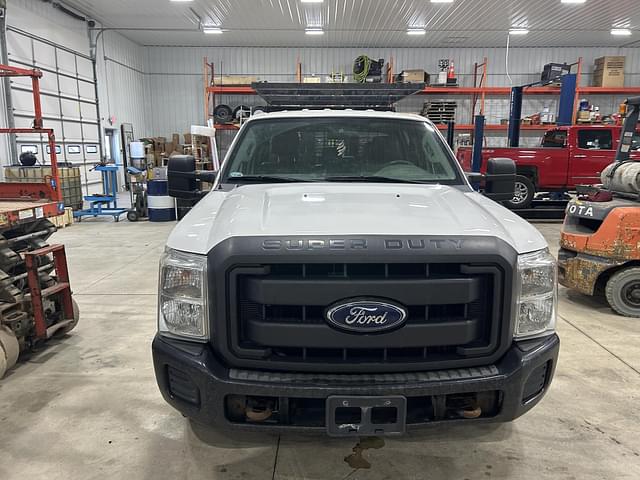 Image of Ford F-250 equipment image 1