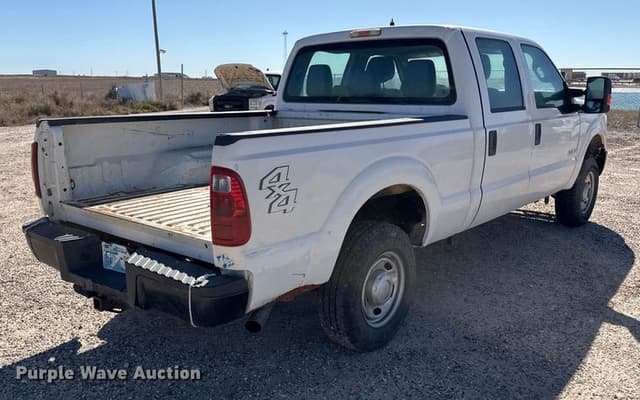 Image of Ford F-250 equipment image 4