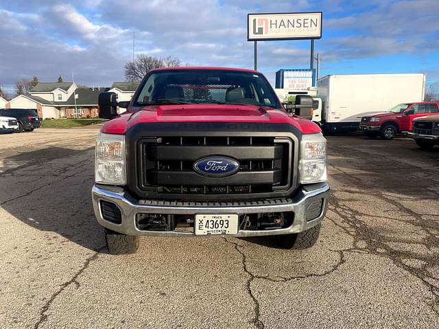 Image of Ford F-250 equipment image 1