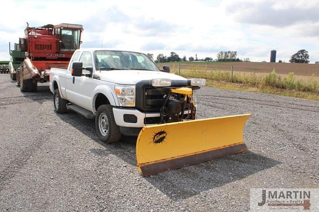 Image of Ford F-250 equipment image 1