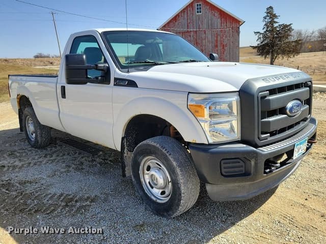 Image of Ford F-250 equipment image 1