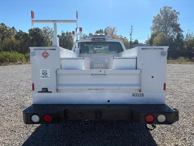 Image of Ford F-250 equipment image 4