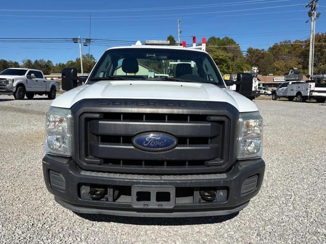 Image of Ford F-250 equipment image 1