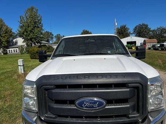 Image of Ford F-250 equipment image 1