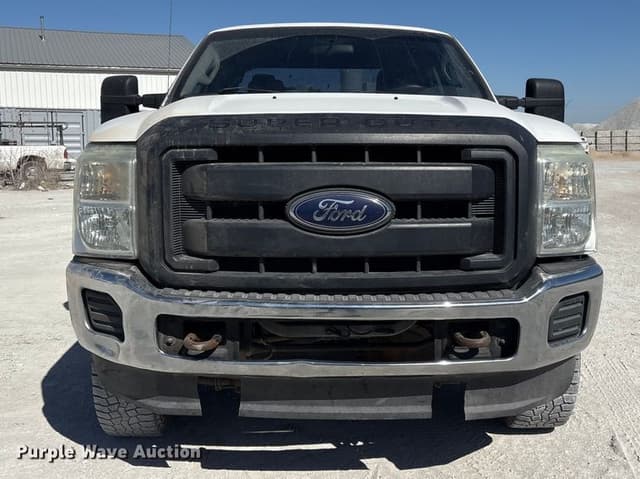 Image of Ford F-250 equipment image 1