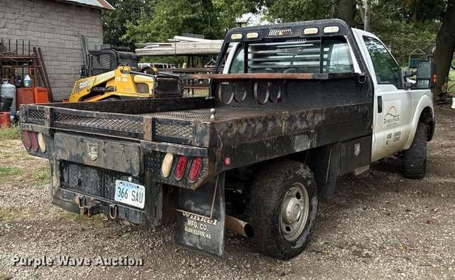 Image of Ford F-250 equipment image 4
