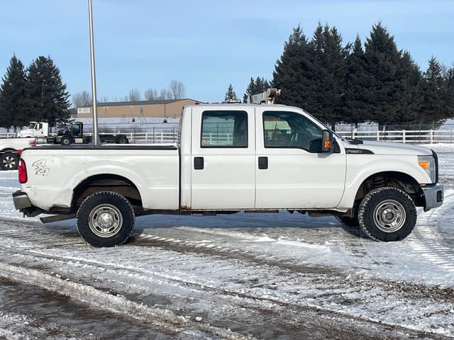 Image of Ford F-250 equipment image 4