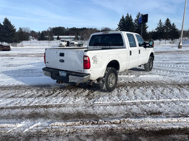 Image of Ford F-250 equipment image 3