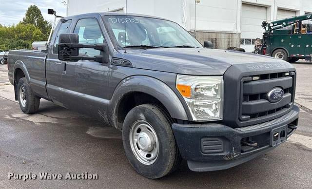 Image of Ford F-250 equipment image 2