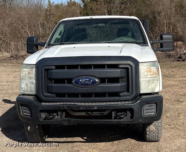 Image of Ford F-250 equipment image 1