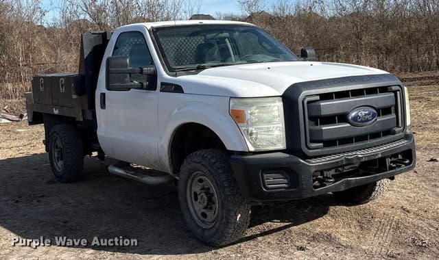 Image of Ford F-250 equipment image 2