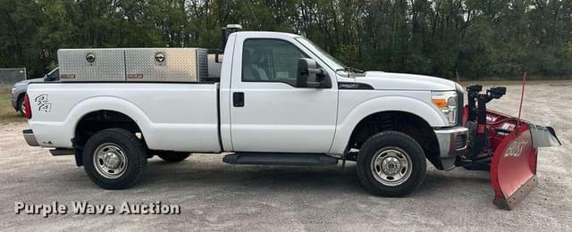 Image of Ford F-250 equipment image 3