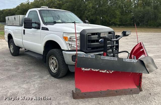 Image of Ford F-250 equipment image 2