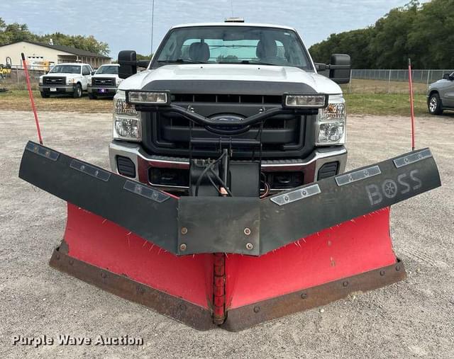 Image of Ford F-250 equipment image 1